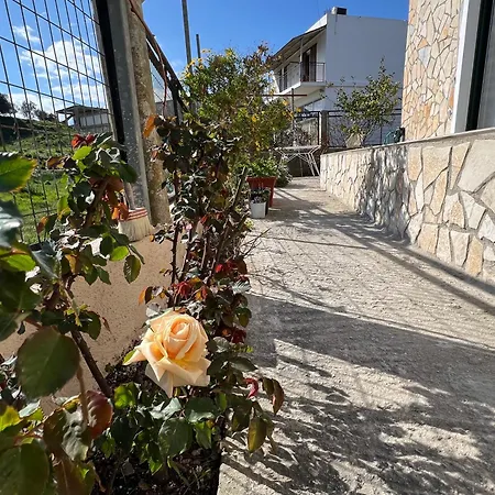 Corcyrana Apartament *